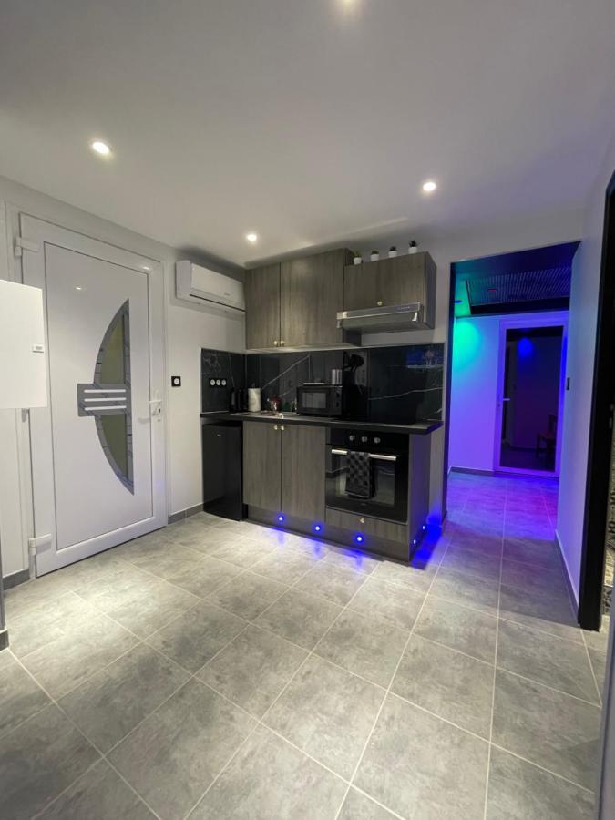 Belle Appartement Studieux Centre Ville Авиньон Екстериор снимка